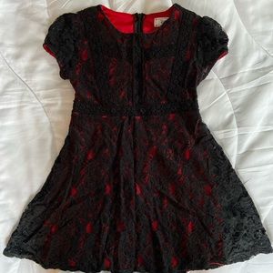 D-Signed girls dress size 7/8